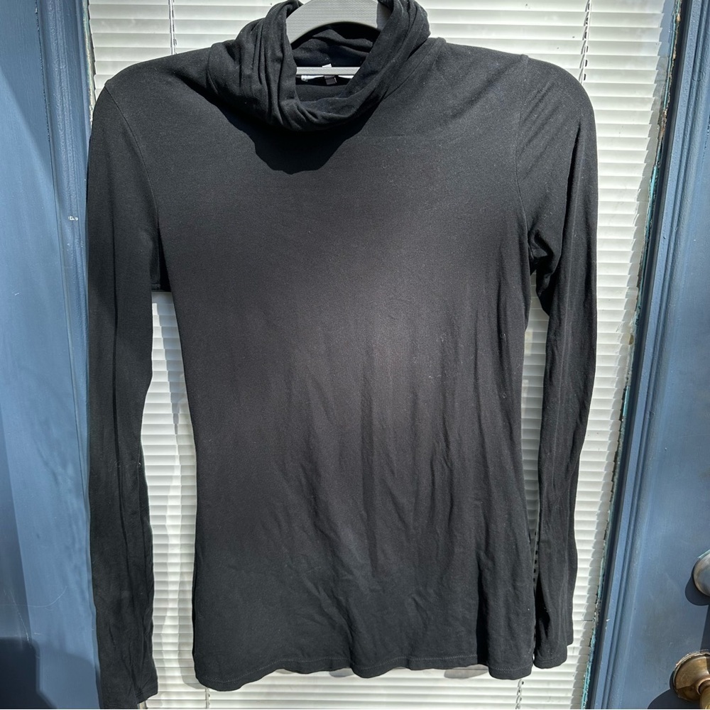 James Peres Women’s Size 3 Black Long Sleeve Classic Turtle Neck Work Wear Base